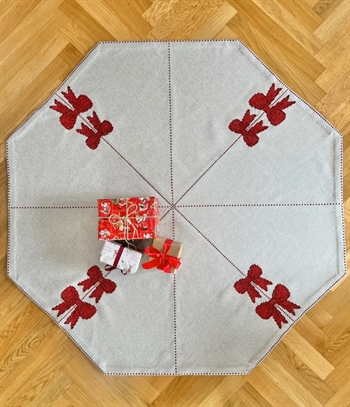 SLØJFER - Ottekantet juletræstæppe fra Pomp Stitch 